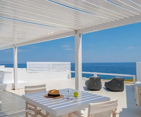 Infinite Blue Luxury Apartment