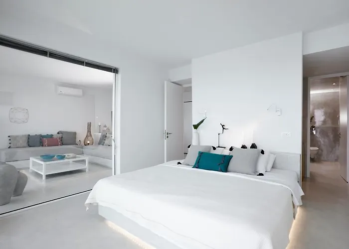 Apartment Infinite Blue Luxury Fira (Santorini)