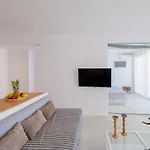 Infinite Blue Luxury * Fira (Santorini)