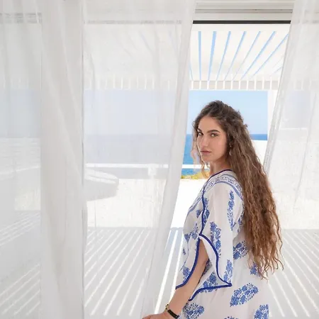 Infinite Blue Luxury * סנטוריני