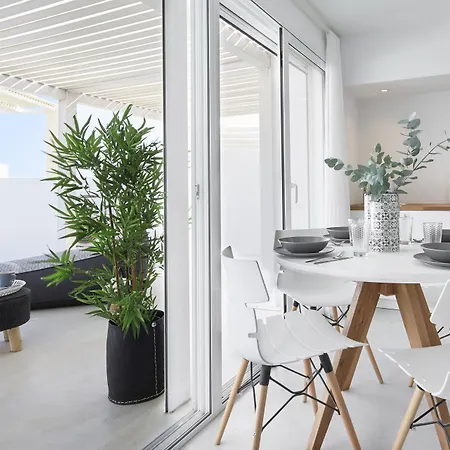 Appartement Infinite Blue Luxury Fira (Santorini)