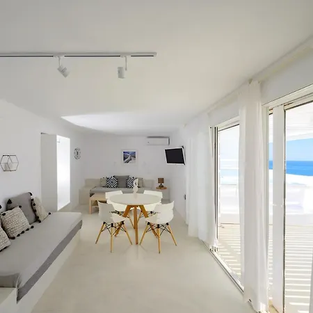 Infinite Blue Luxury סנטוריני